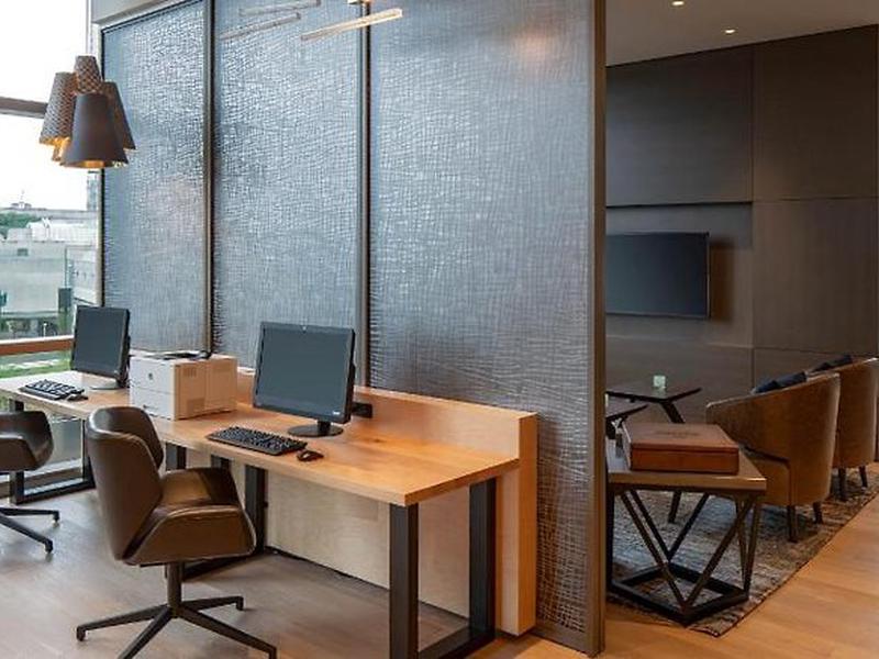 702ED79B67AC397086B1DCA864275A56