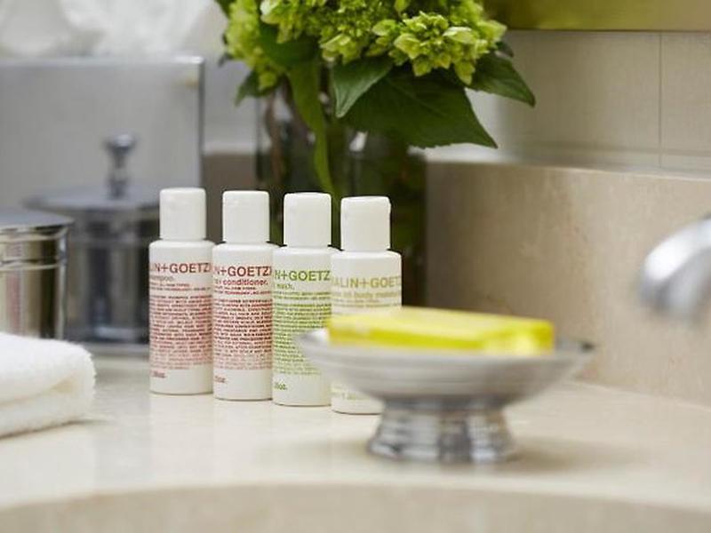 A4DF41B18EE75687BAD08E92498674FA