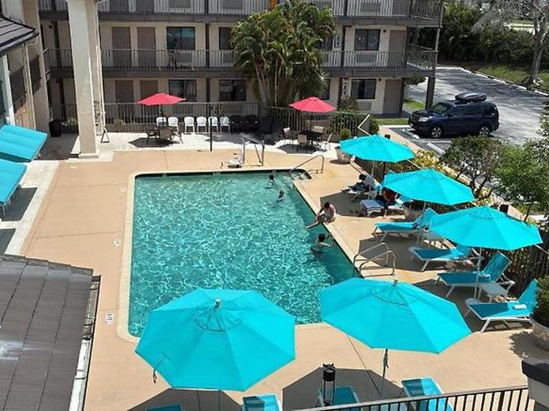 00452FA9F7F87B14A03ADDA98812710C