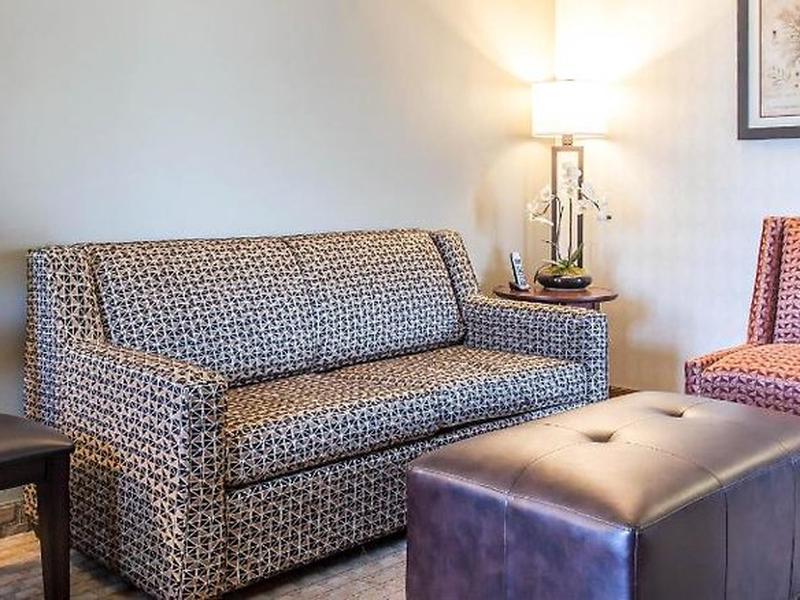 B33C4FD4B349A4ECC570BD6BE59920D2