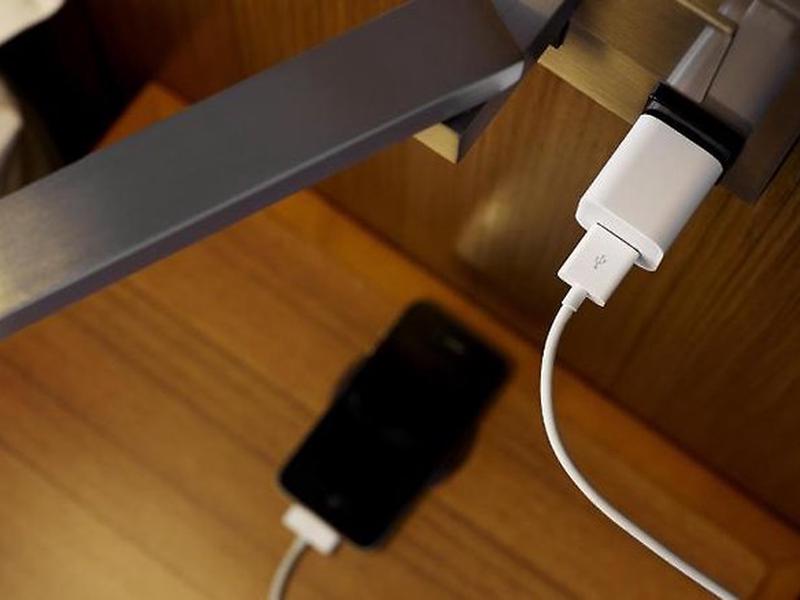 2B18EA6D5DBB1C98D11E1817B8702093