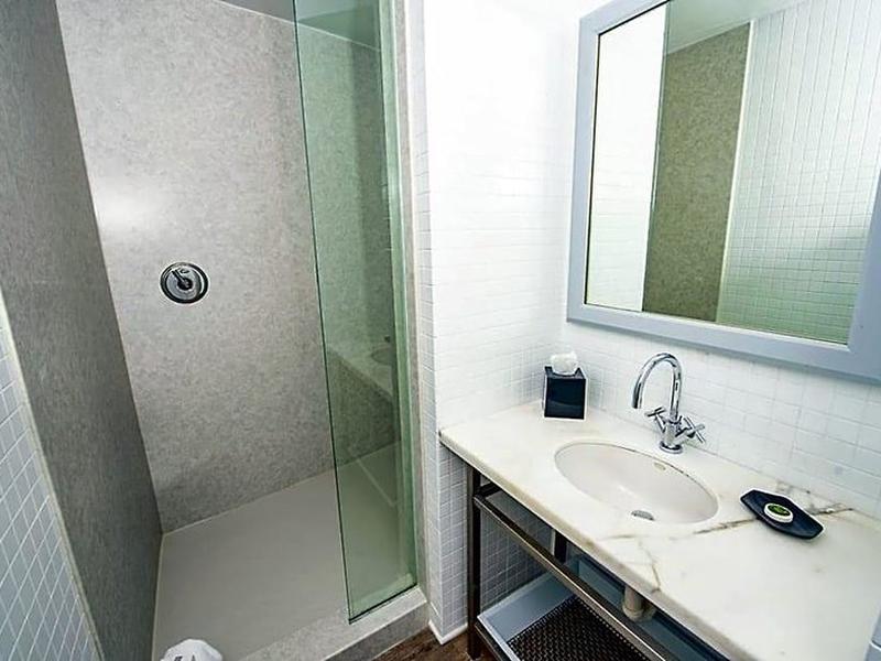 65A73174A017ADBE5D9B05739F63098D