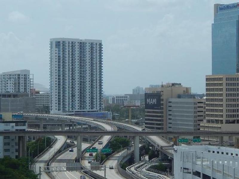 B69B86B6D2E65BF9EC7F4803B3B8D74A