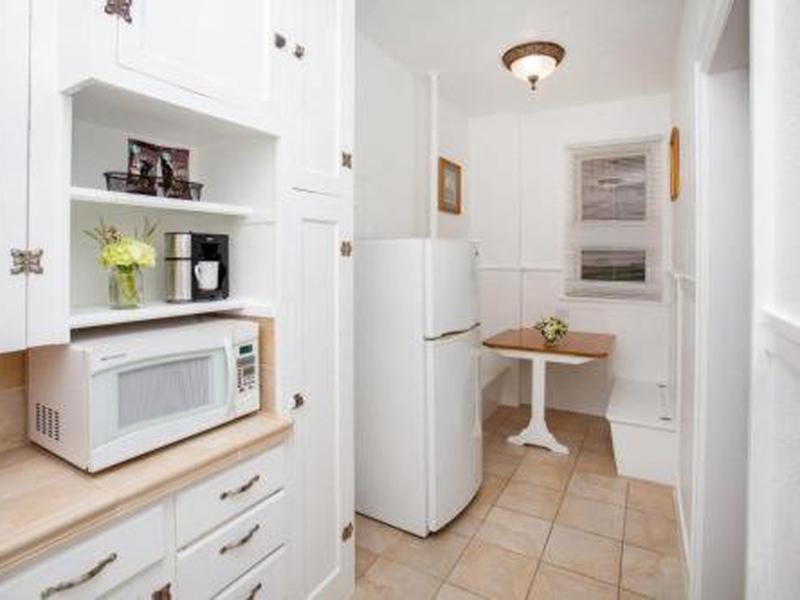 421581B4BCE6C4FE28DF11163B1AEBAF