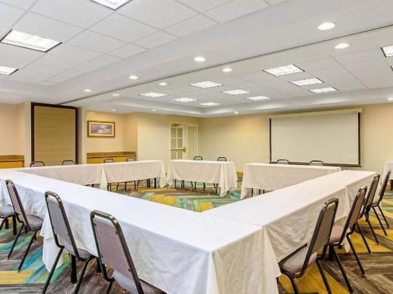 La Quinta Inn & Suites by Wyndham Orlando I Drive/Conv Ctr