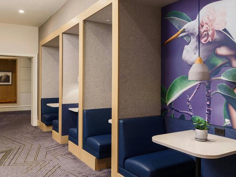 C6ED3A09C18B263D72C85507D37B1A73