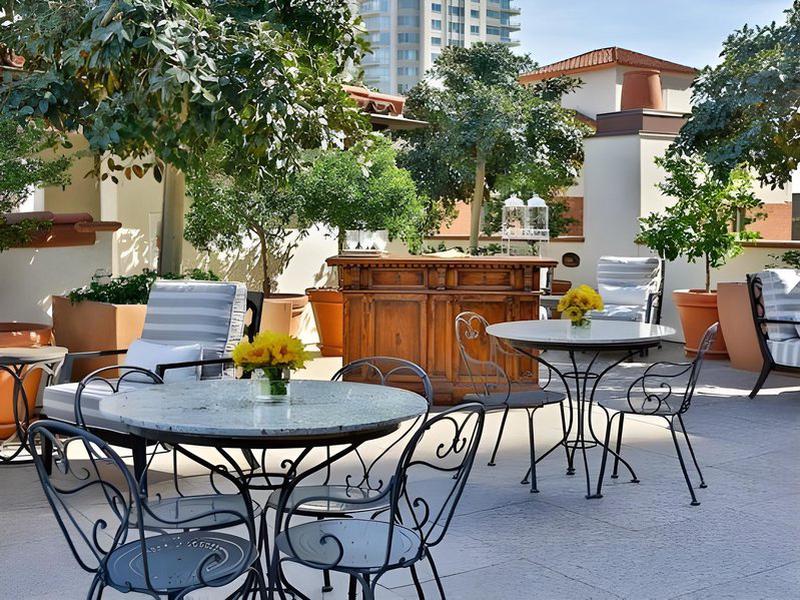 AD810E81F126059D3B179D5E01983D83