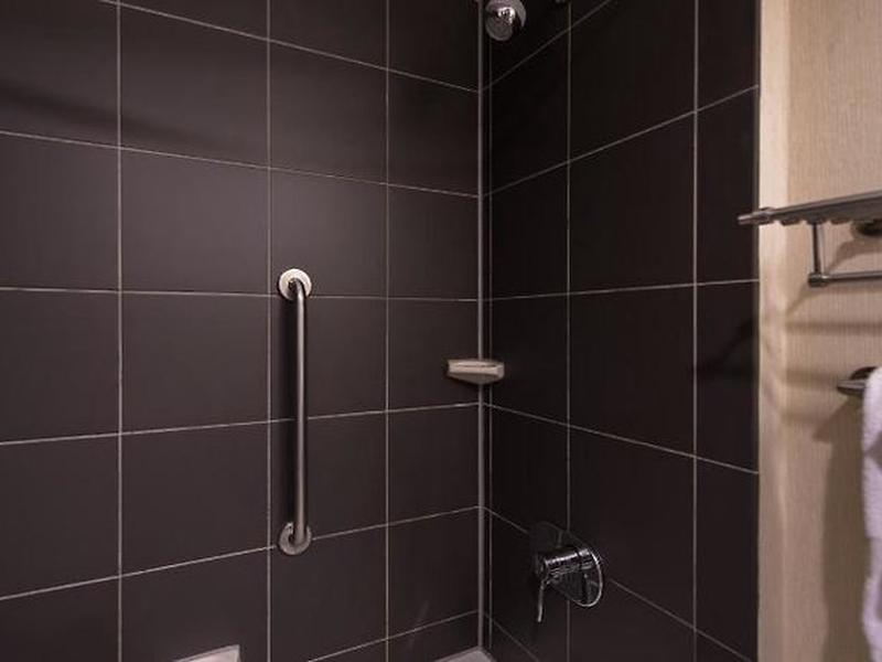 51A9602B09312DFC2DFF767AB876B2BA