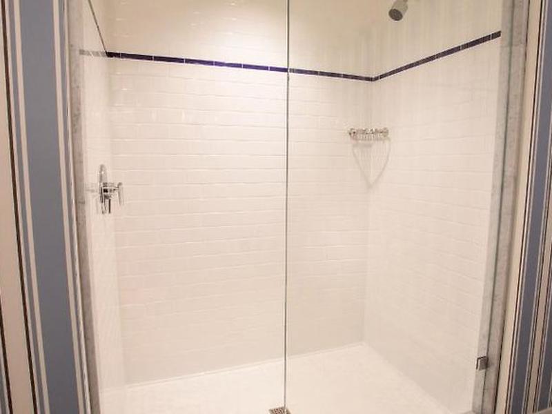 109CDBCA4334DD12E3828A68FB3556B1