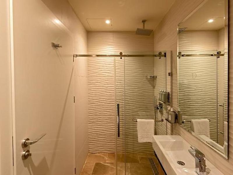 F0B4C76F7AC095780F3968FDD64BC729