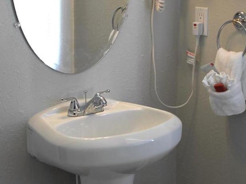 EDA66BA0E93AAFC58ED804F9C2715D04