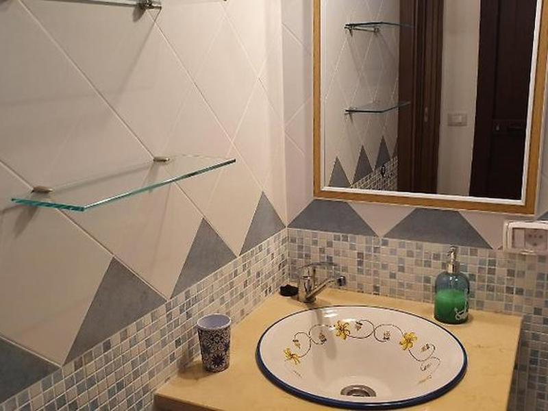 4DC6A9CBAB2C446823018A5737A0E81B