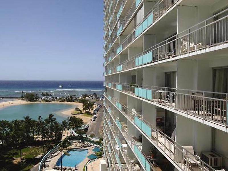 BDF757399FC03017556002802DA1BEC6