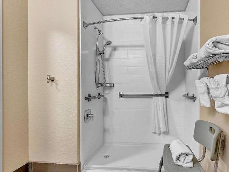 7037D10424080BF889CEF87E015E73CF