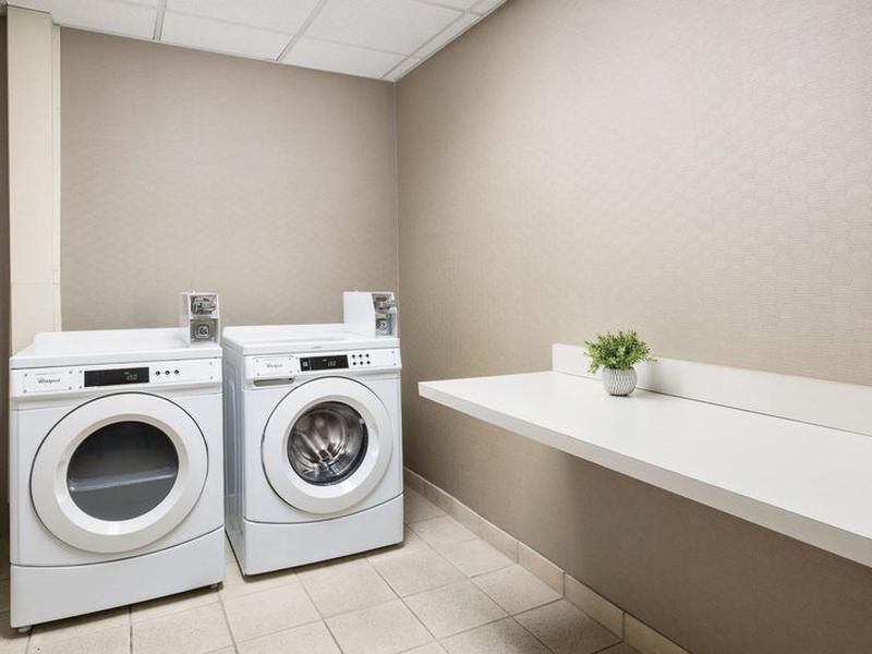 0007CAD856578564487542AA8D4C8E61