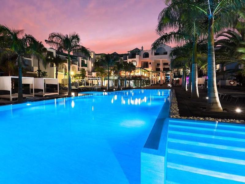 AB23D07901D1BB4067B8EB50129181D2