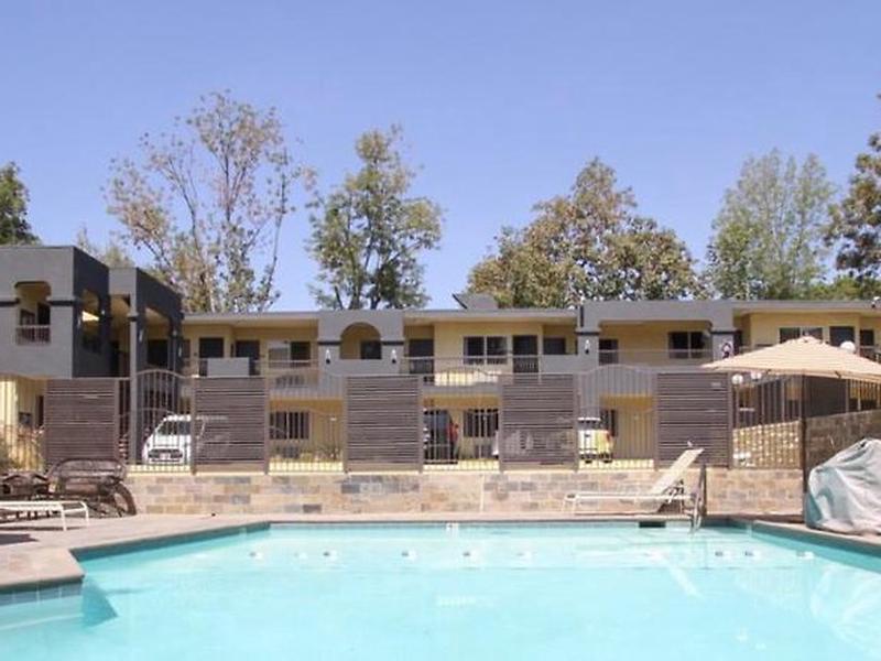 E374555BAA56FCFF3180CA5577043164