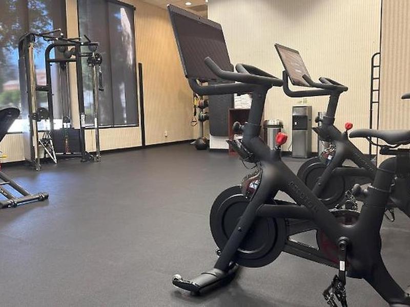 0A74E6DA06F2A3657B17B793B53910E2