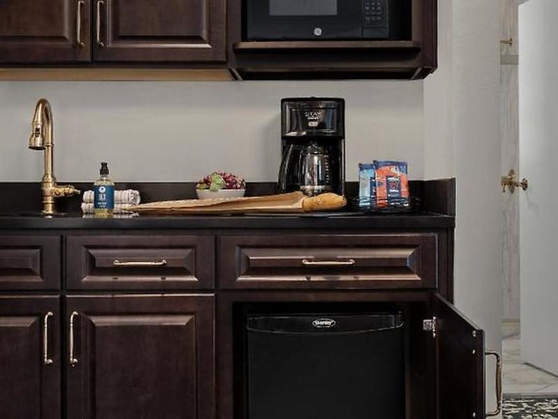 18CDC637EE9F7F8723FC33D76A6A50F0