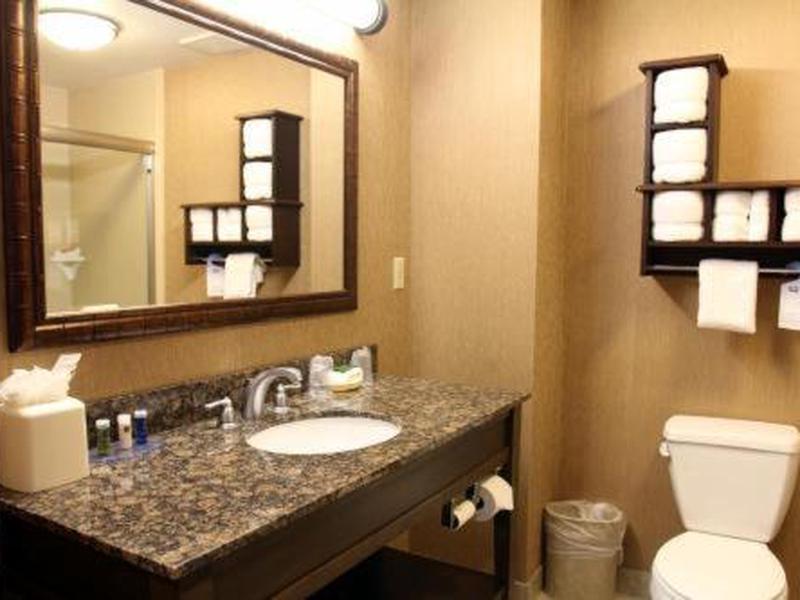 6664DBFA1ED58679669F90D0C83638D0