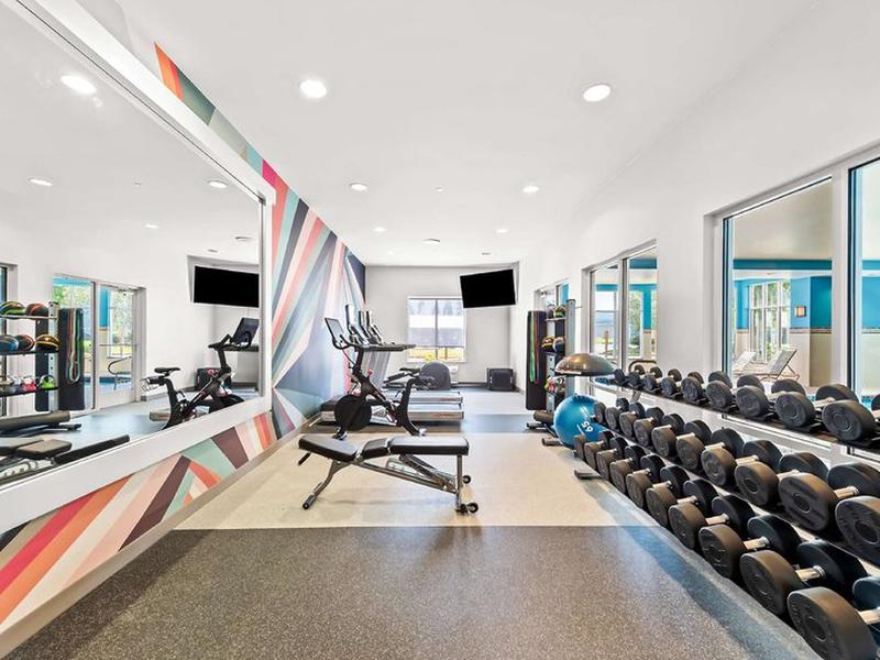 57EF09874A27E776B3D8280F9C460165