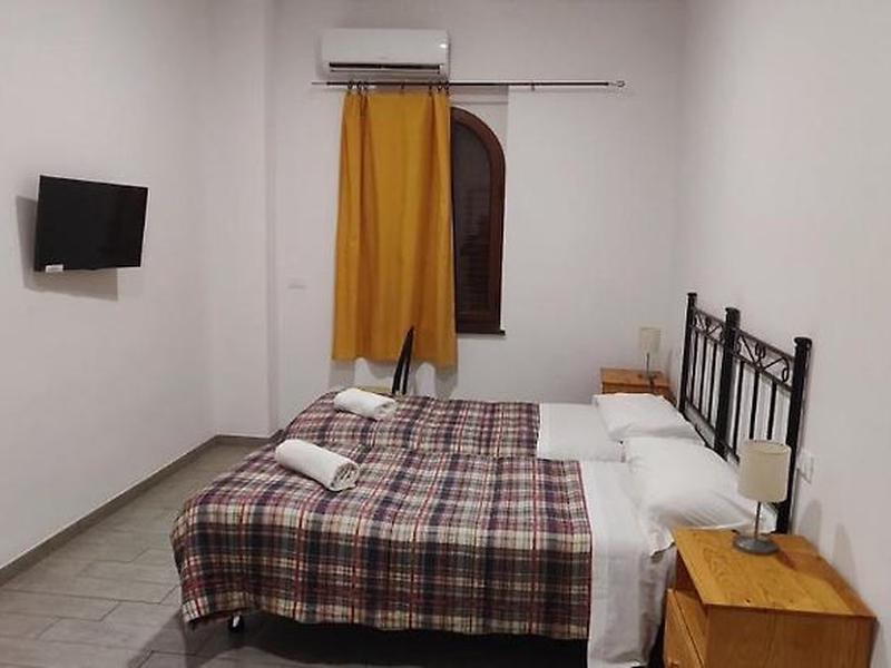 208703E8CAE0481BC904E3A76FBBA206