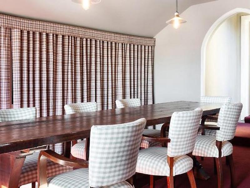 6707C242608B4B06E62E6E86B7464D31