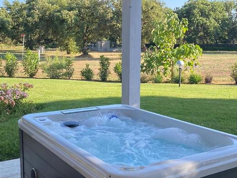 D10B38E1BC697320A845A375B9C230DB