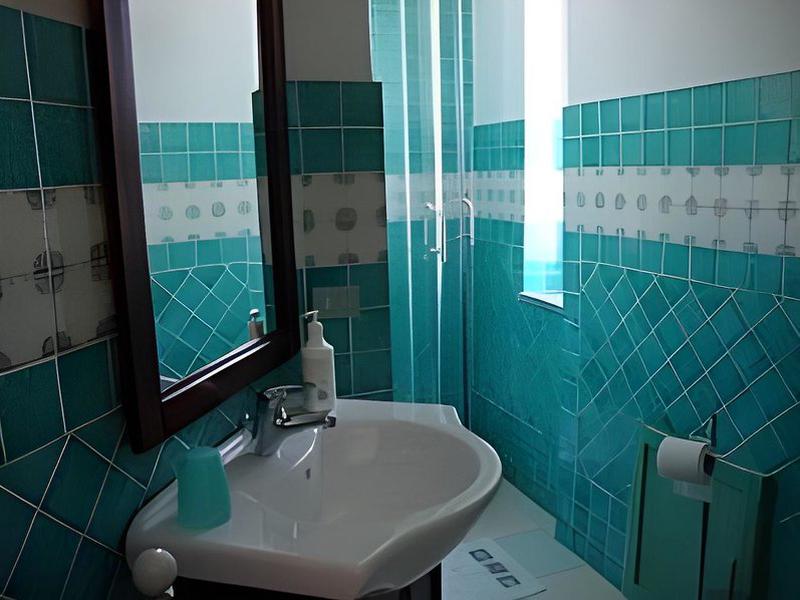 B0E4D115A2F08A211785DC2D83299C5E