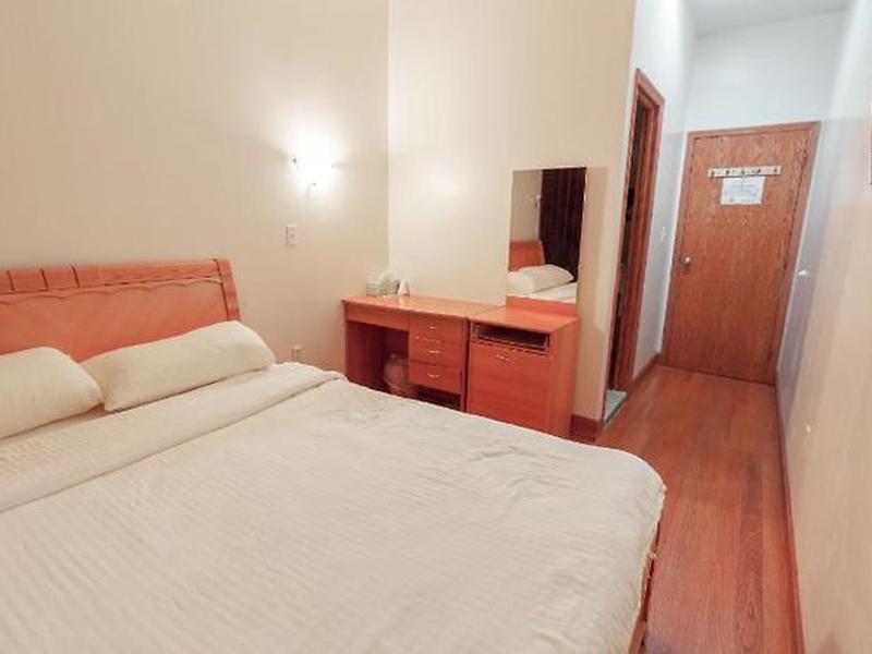 19ECAF35A8189FF960B05E2246B5151E