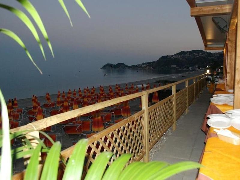 C02E1C83FCEC9A649762255300FB46E7