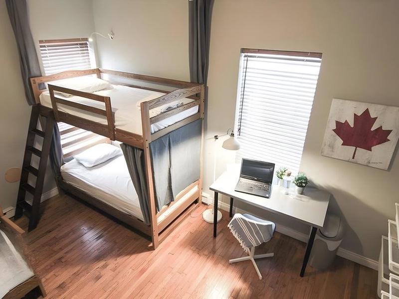 B52C269CEFE9F5EF3BBA86A9F98A802F