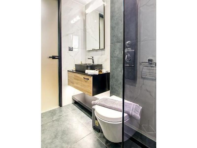 4A29651BDF3F0A4B4DBF464CF0428AC7