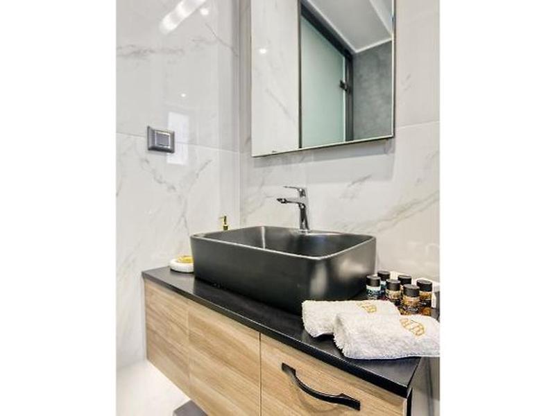 9420030547CBED55CA206480C25B6437