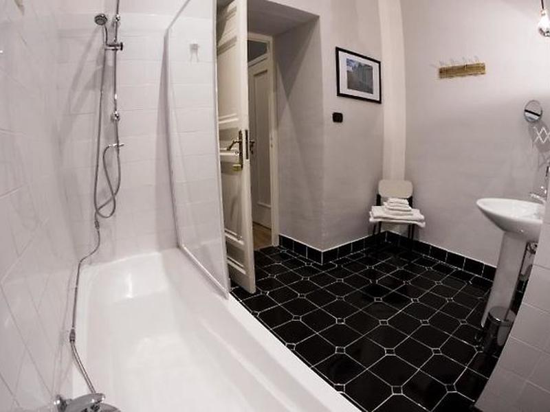 2F763711225784ADFF9FEC326D704101