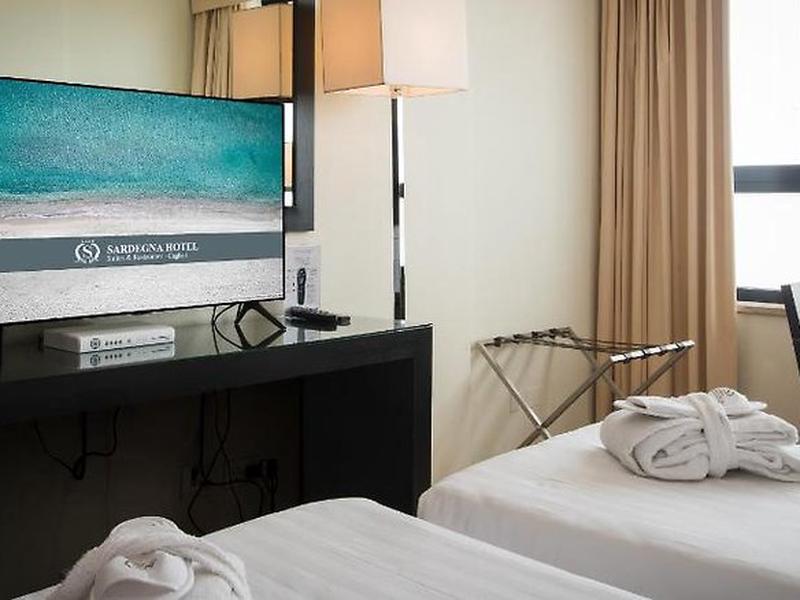 F6F5635BC1CC3BC2317B7433DACB7253