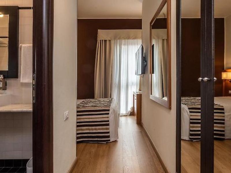 8890029ACA87DEAC8F8BDF87410957DF