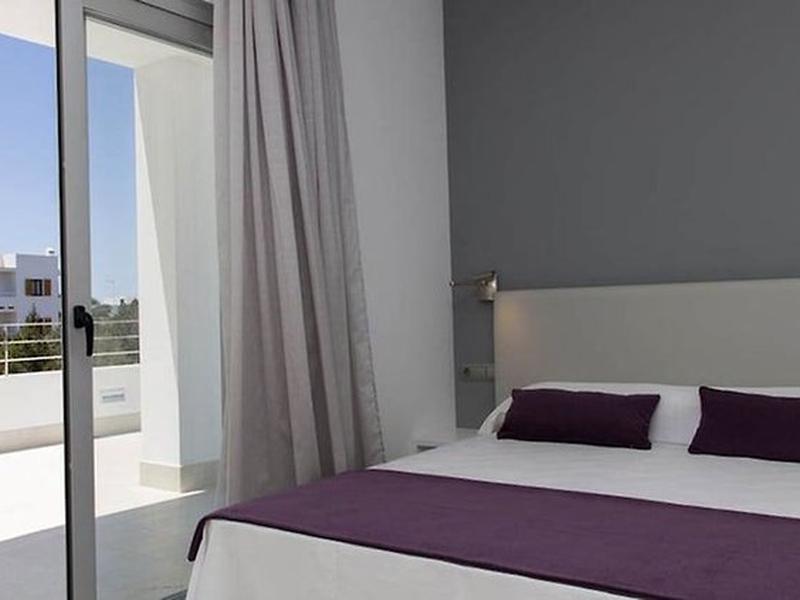 EAE5B106BB4D7A3EC99A80D40108BE01