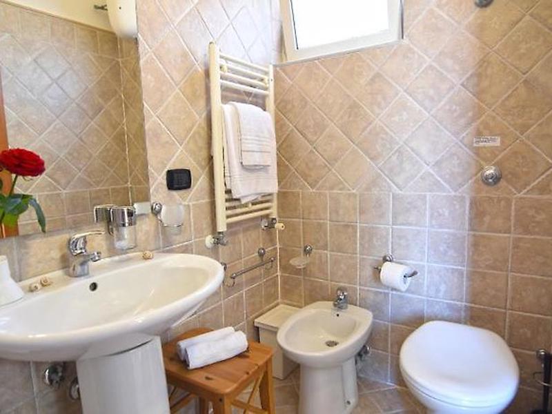 F13D7D614A1CC6271EB1841A419A2BD3