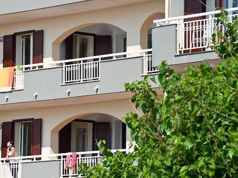 C2A347E40533F0CB0AD6BA41696BDFE4