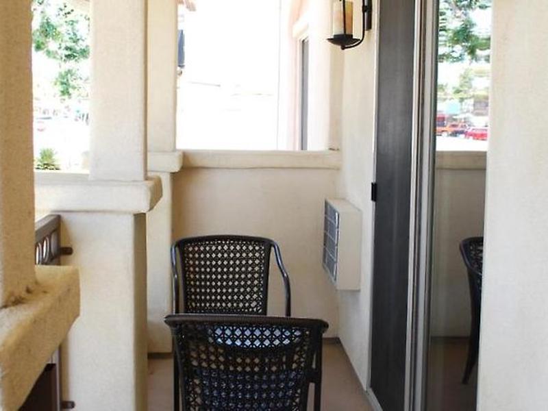 0ADE25957C17F33F7CCFD71E85DA8AD8