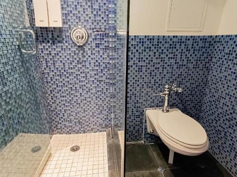 222C75548FD2476A3D1F199A388F6559