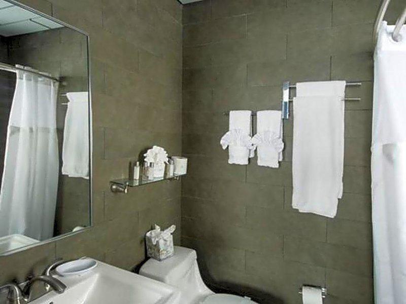 DF6D11F7F2D494FCE99302814812D419