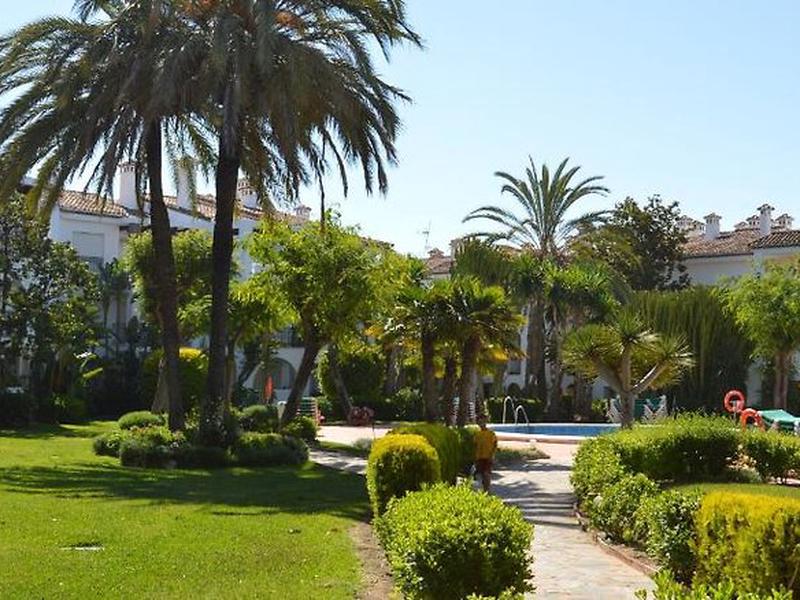 24ECFB58ECDEF395DA8B9BBEDF72A836