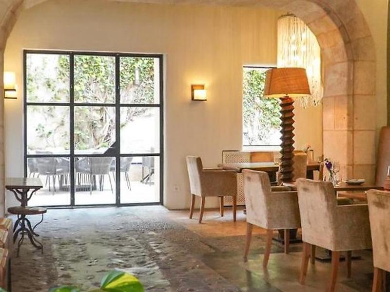 6BBD57F0DA6B9FF9F4E6301131BE0D3D