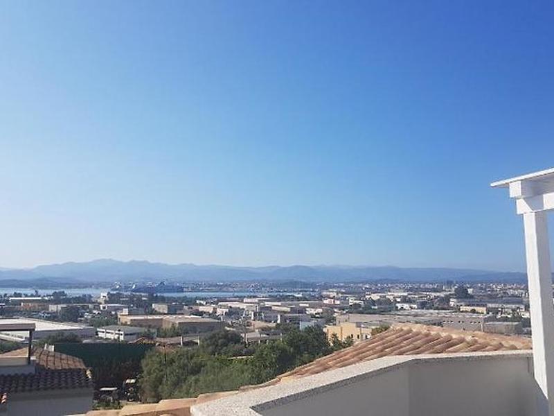 39418795E40125C96A978D8CA0C86D14