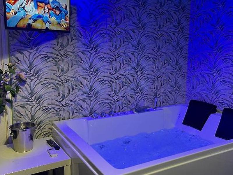 BC56A21DDBA8387B08FABC80EF61D1A6