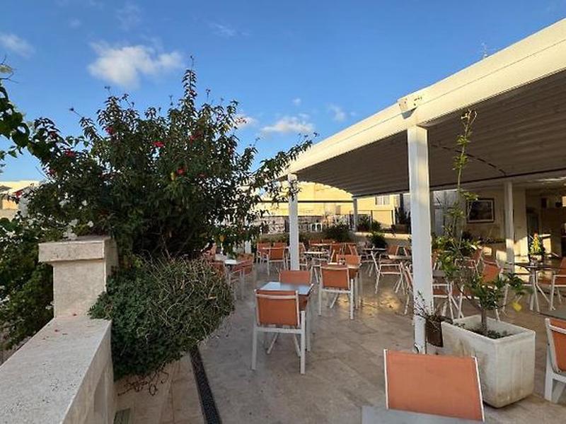 25CB48D5EFEF49F1559ABA7BA828A618