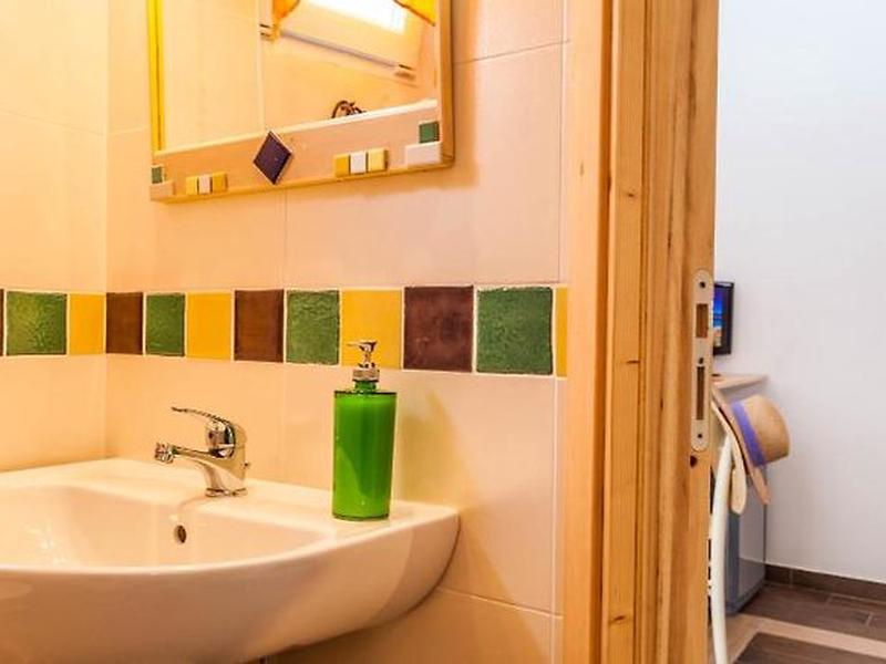 BADBCA1AC93EA811C39B4C709C8BCA58