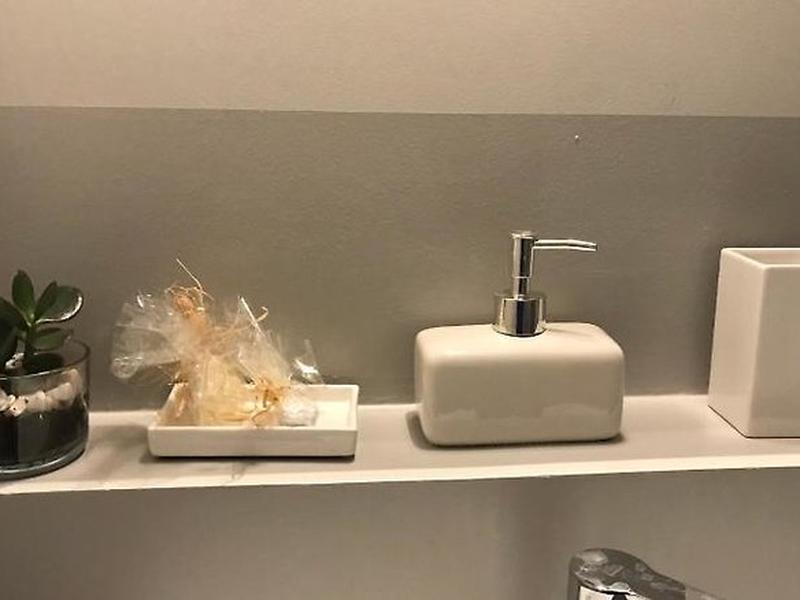 B70D94D7B4A7DB3E56C87637D2F9758B